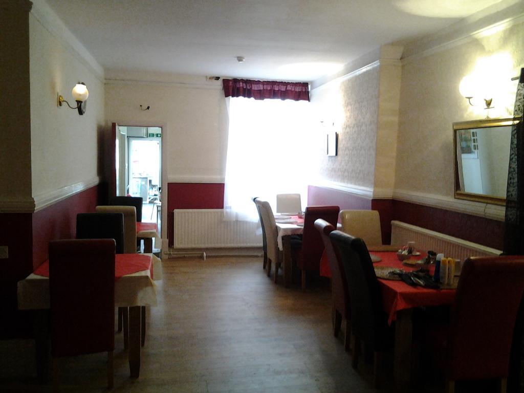 Tredegar Arms Budget Guesthouse For Walkers/Cyclists/Contractors/Traveler Merthyr Tydfil Exterior foto