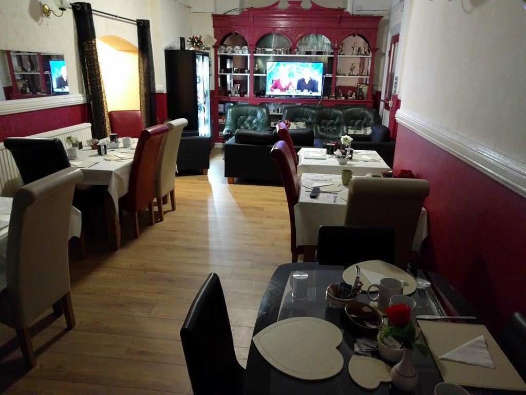 Tredegar Arms Budget Guesthouse For Walkers/Cyclists/Contractors/Traveler Merthyr Tydfil Exterior foto